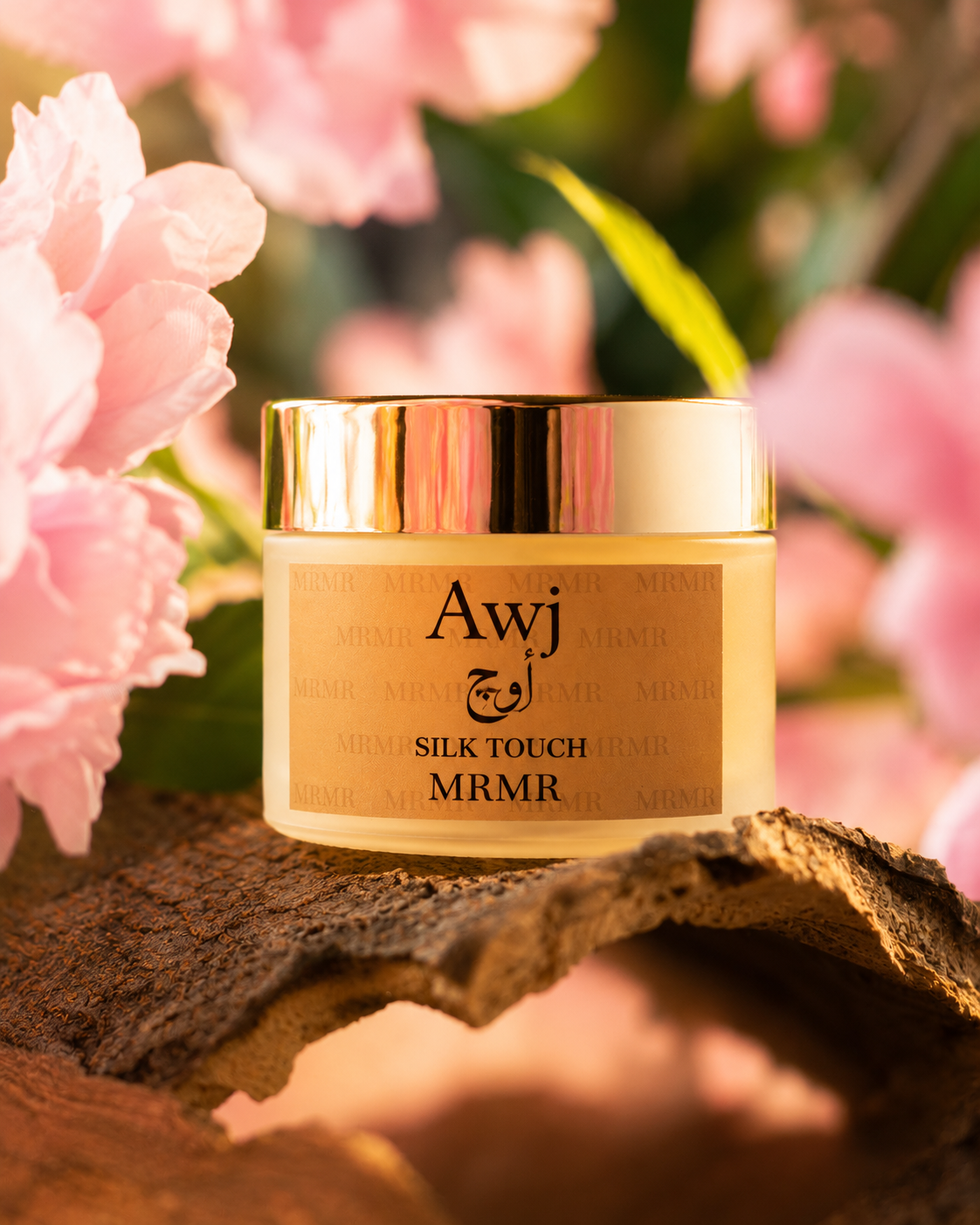 كريم AWJ سيلك تاتش للجسم بالكولاجين وفيتامين C | MrMr Beauty Store UAE Silk Touch Body Cream With Collagen &Amp; Vitamin C. Awj – Product Image 2